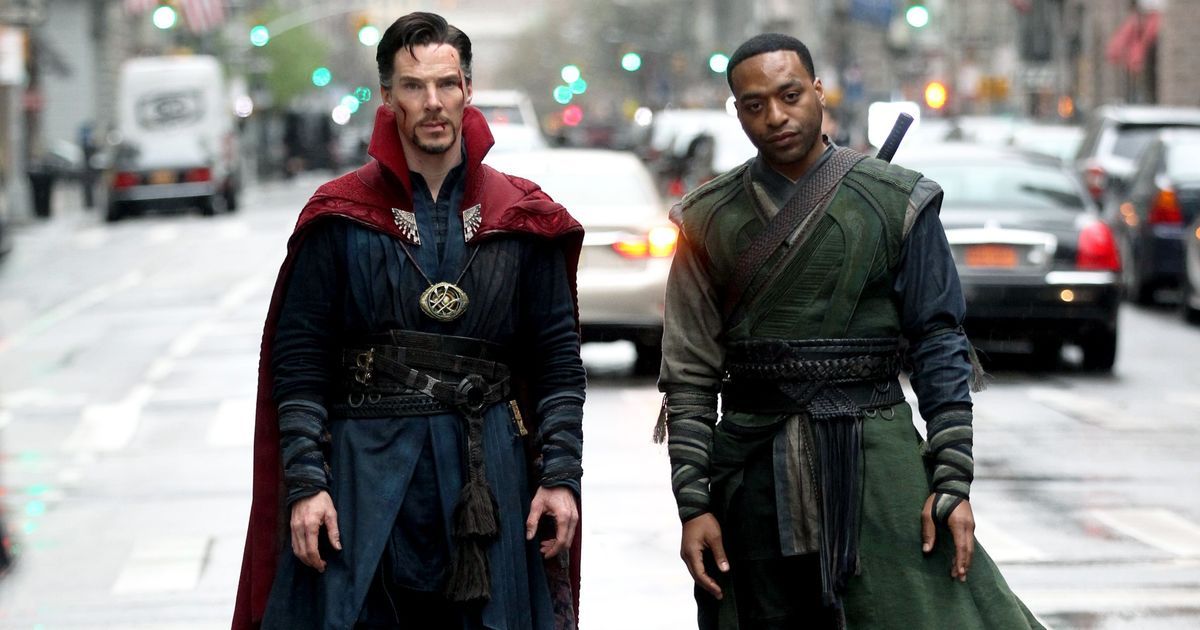 Benedict Cumberbatch and Chiwetel Ejiofor as super-people in Doctor Strange