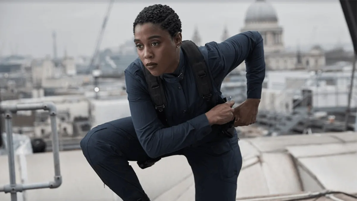 Lashana-Lynch-as-007-in-No-Time-to-Die.png