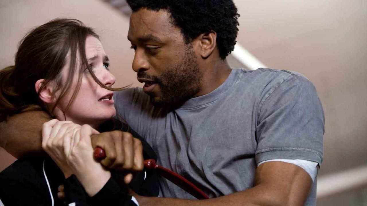 Chiwetel Ejiofor and Emily Mortimer have problems in Redbelt