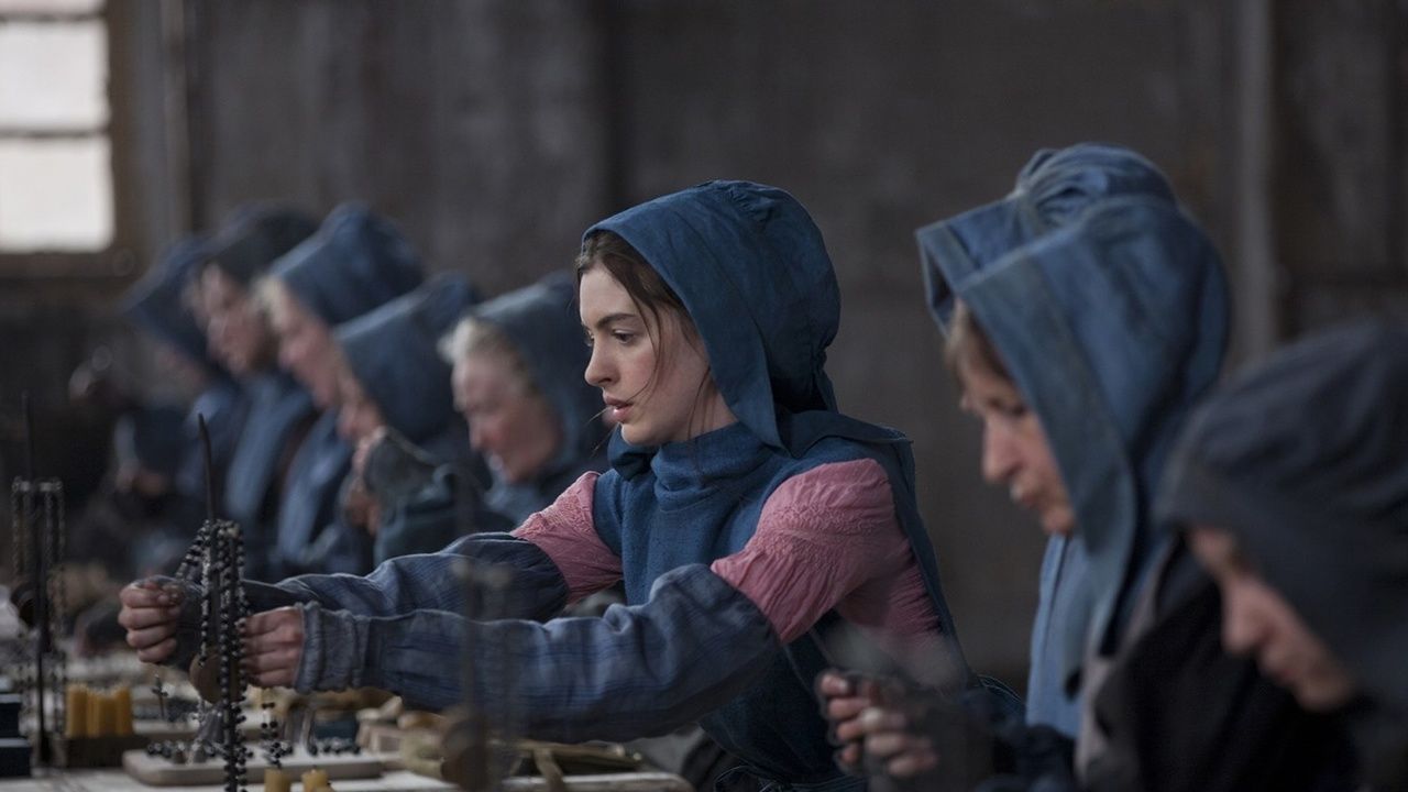 Anne Hathaway slaves away on the assembly line in Les Miserables