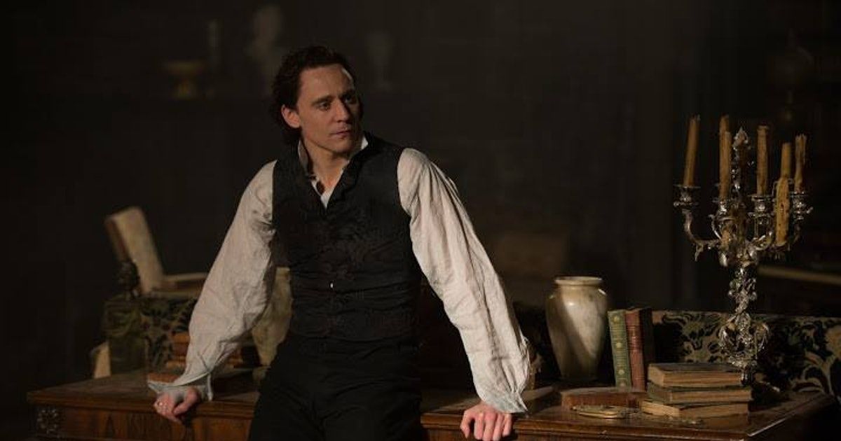 Tom Hiddleston como Thomas Sharpe em Crimson Peak (2015)