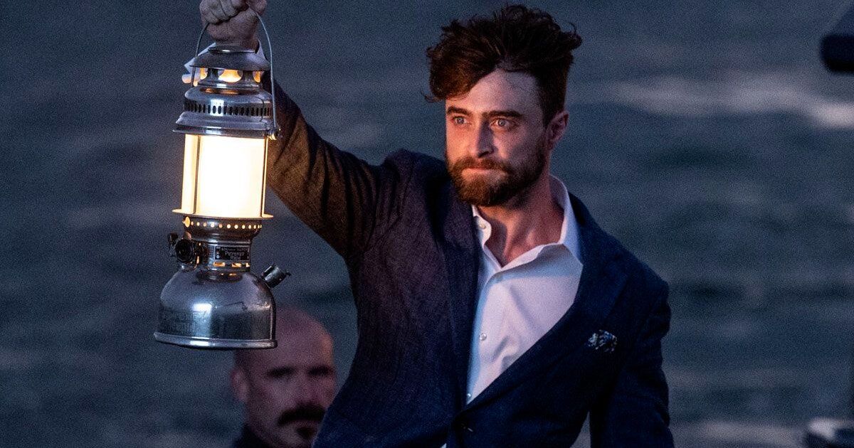 #Daniel Radcliffe Wins Best Villain for The Lost City at MTV Movie & TV Awards