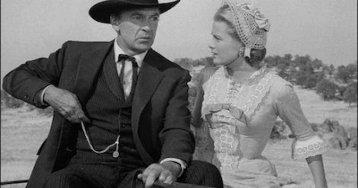Kelly and Cooper in a stagecoach in High Noon