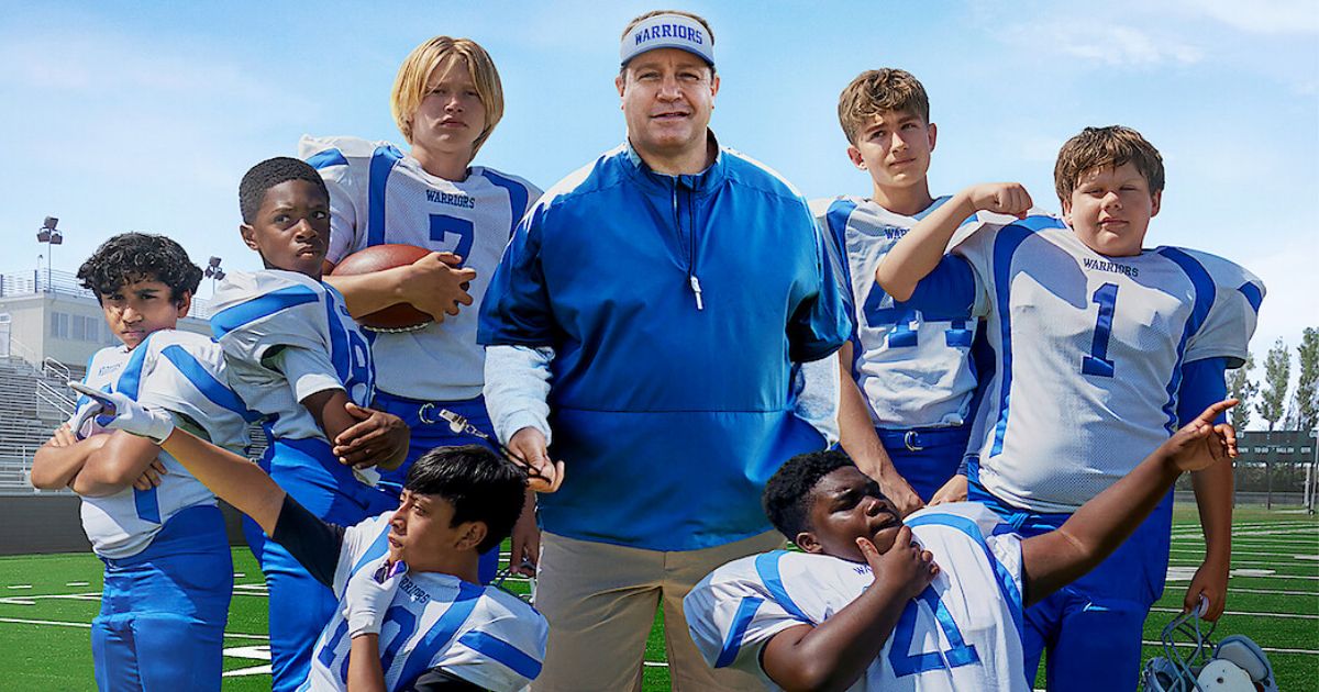 Kevin James in the center of the cast of Home Team