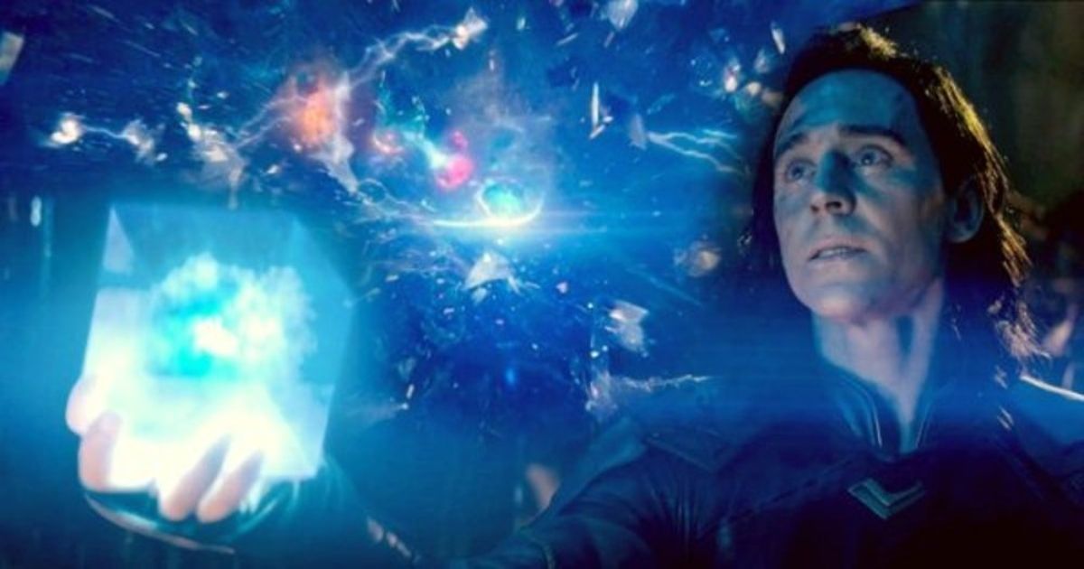 Loki holding the Space Stone