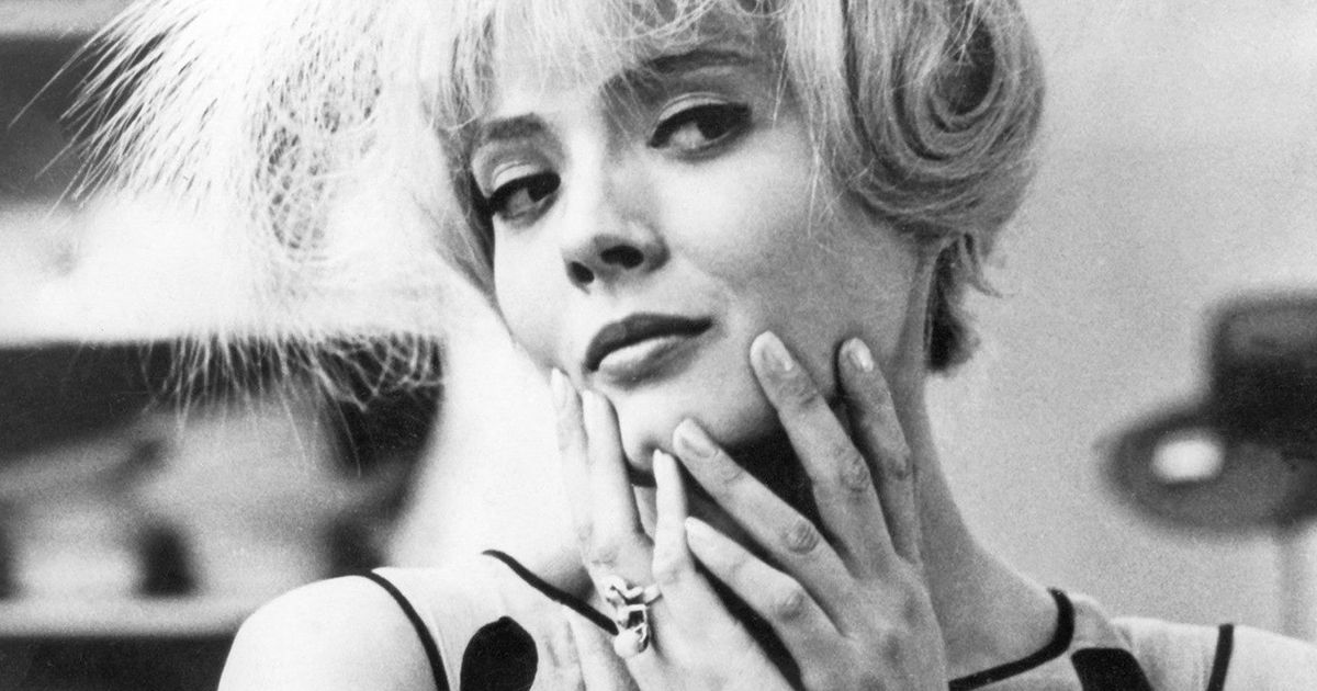 Corinne Marchand in Cleo from 5 to 7