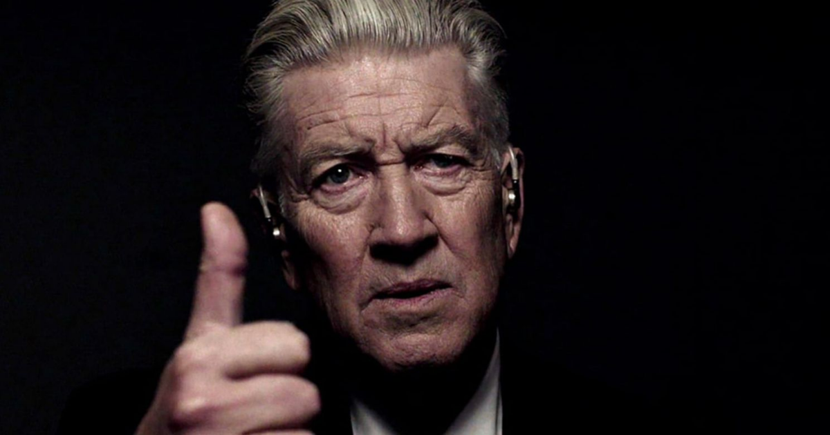 David Lynch gives a thumbs up in Twin Peaks the Return