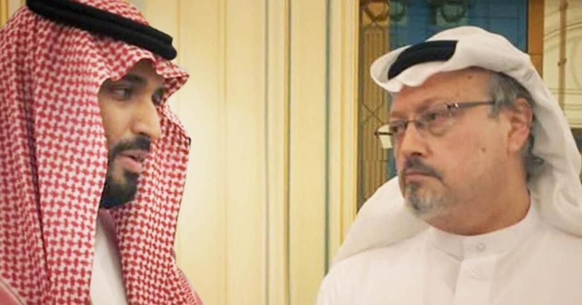 Khushoggi speaks to a Saudi prince in The Dissident