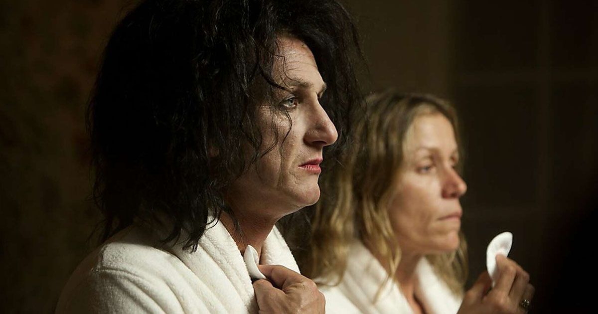 Sean Penn and Frances McDormand as a couple in This Must Be the Place