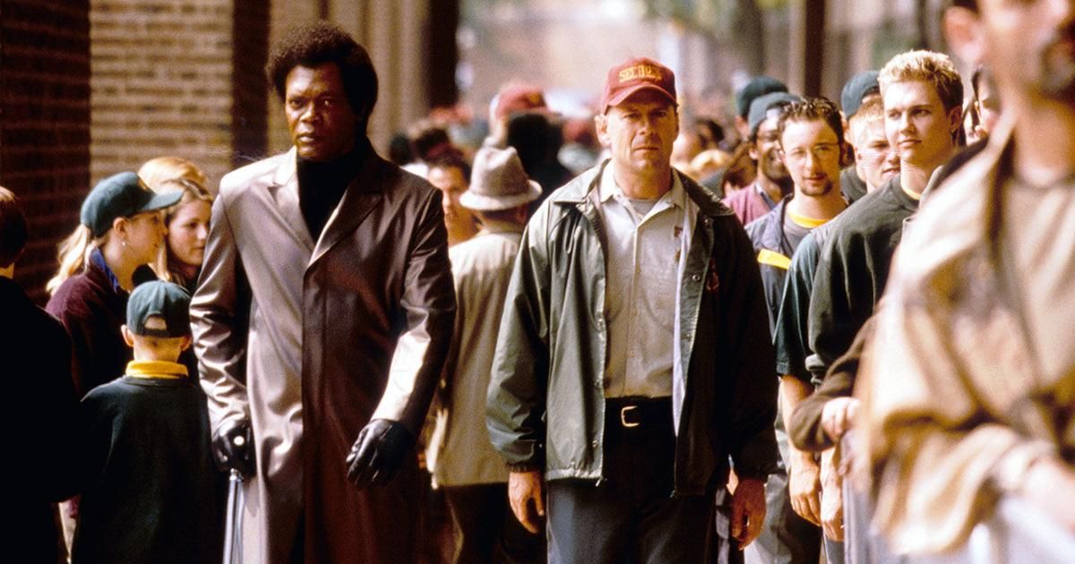 Samuel L. Jackson and Bruce Willis in Unbreakable (2000)