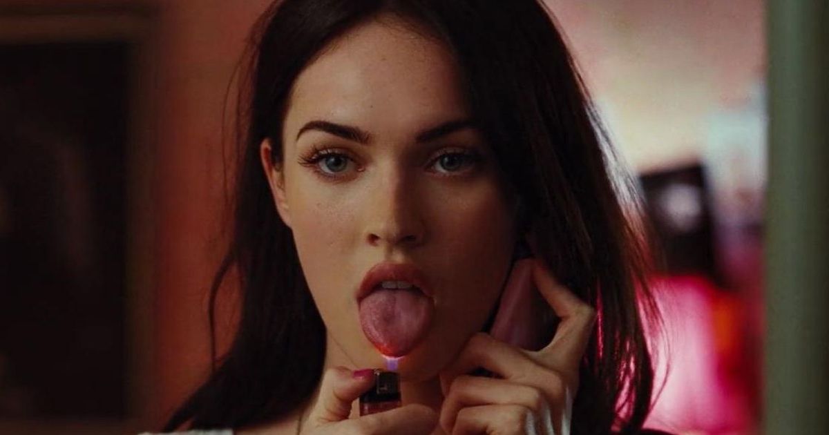 Megan Fox lights her tongue on fire in Jennifers Body