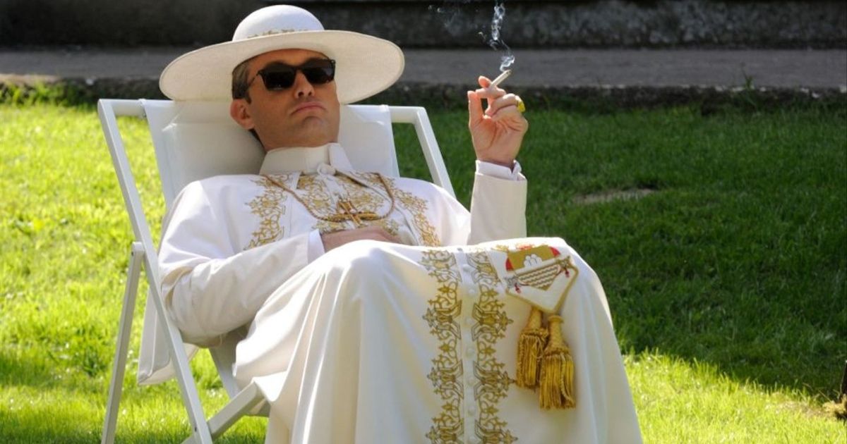 Jude Law smoking as the pope