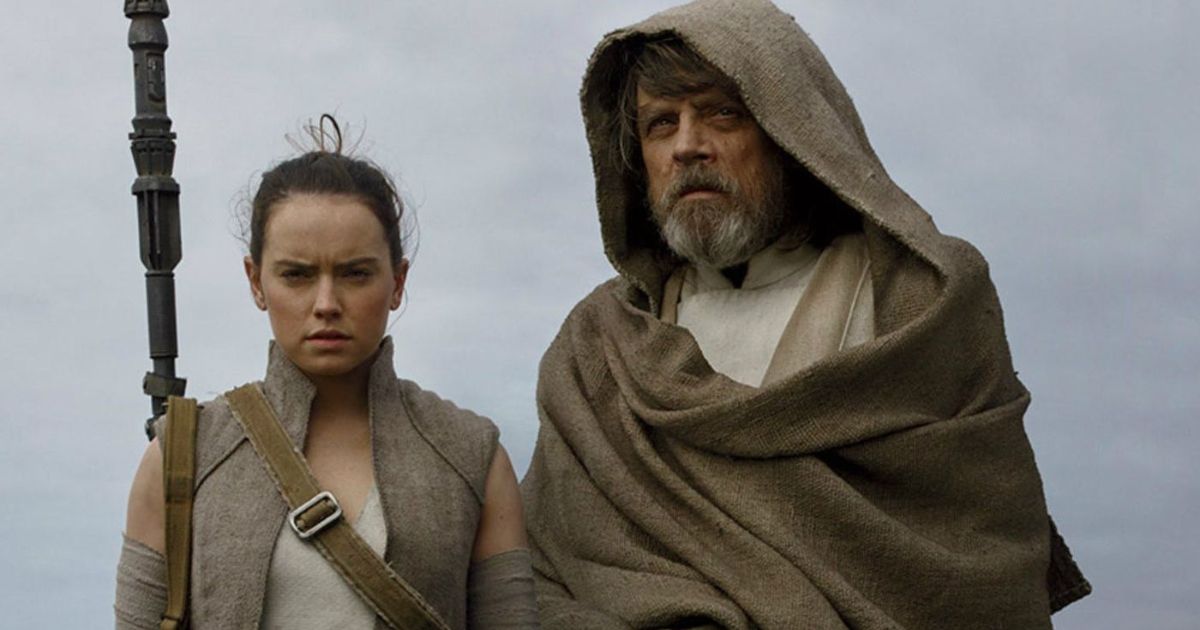 Daisy Ridley et Mark Hamill dans Star Wars : Les Derniers Jedi (2017)