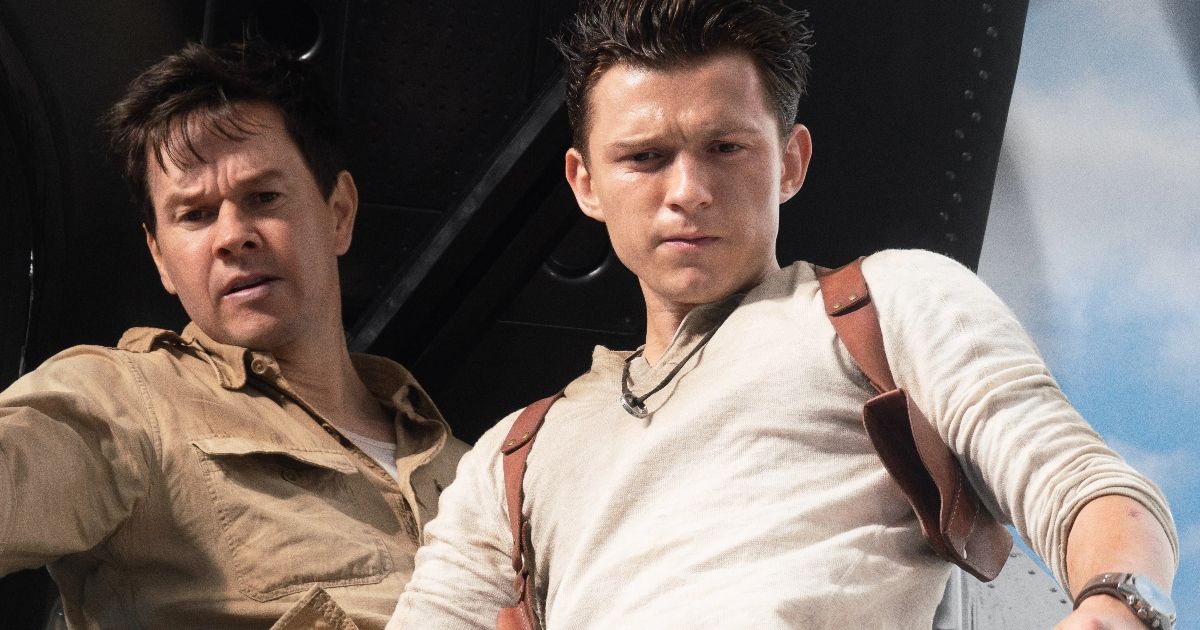 Mark Wahlberg e Tom Holland em Uncharted