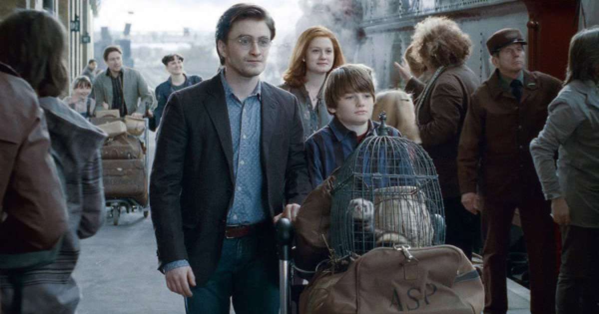 Harry Potter and the Deathly Hallows Part 2 Harry, Ginny, and Albus Potter