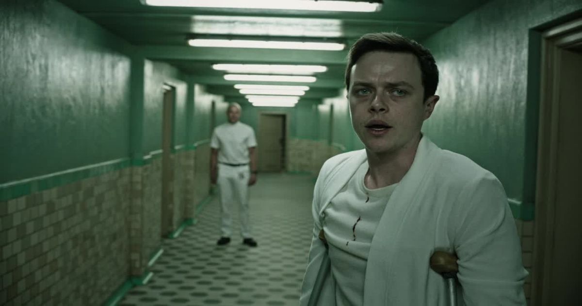 A scene from A Cure For Wellness (2016)