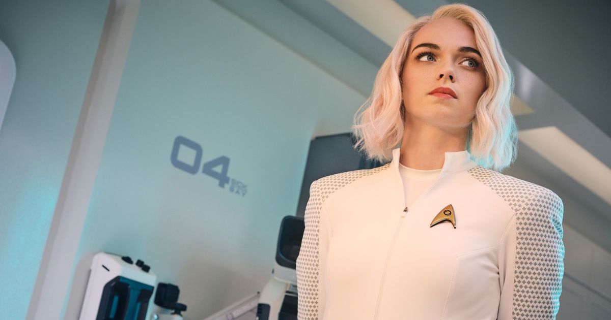 Jess Bush as Nurse Chapel in All-White Starfleet Uniform in Star Trek: Strange New Worlds
