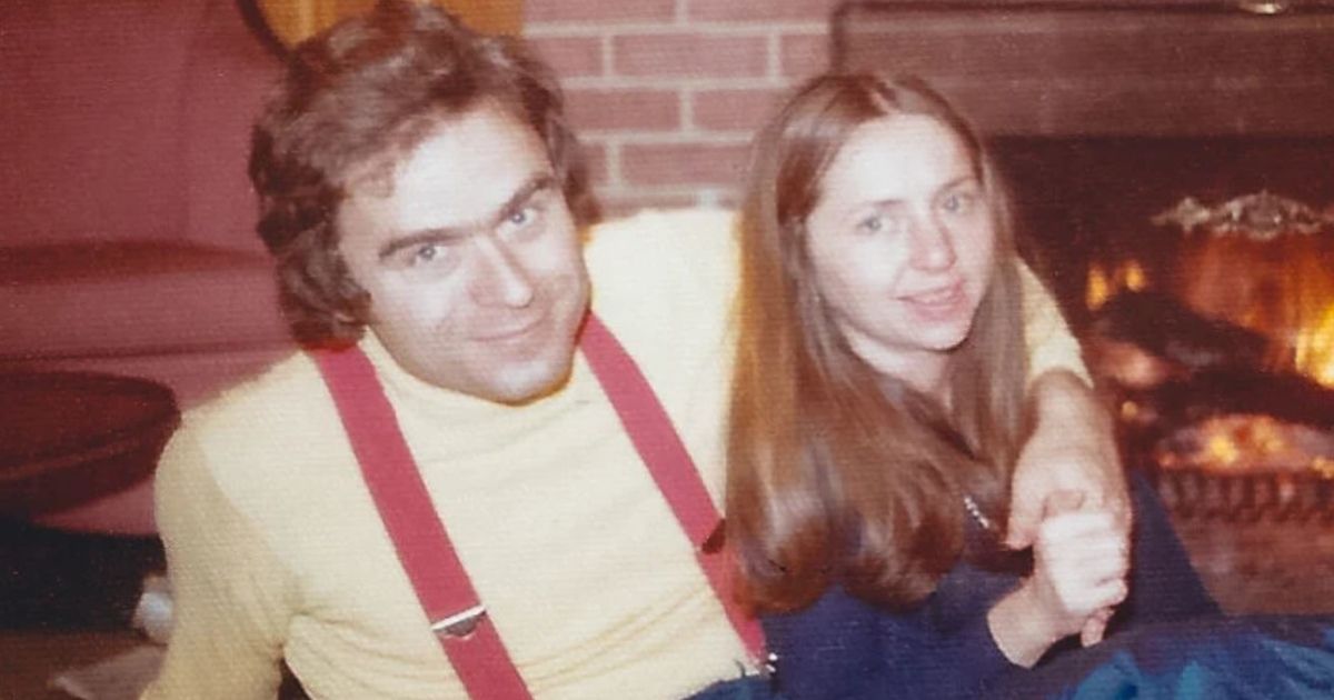 A photograph of Ted Bundy with his long-term girlfriend, Elizabeth Kendall