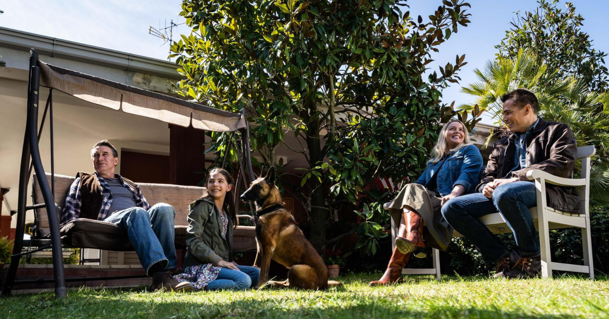 The family and the dog in Dakota