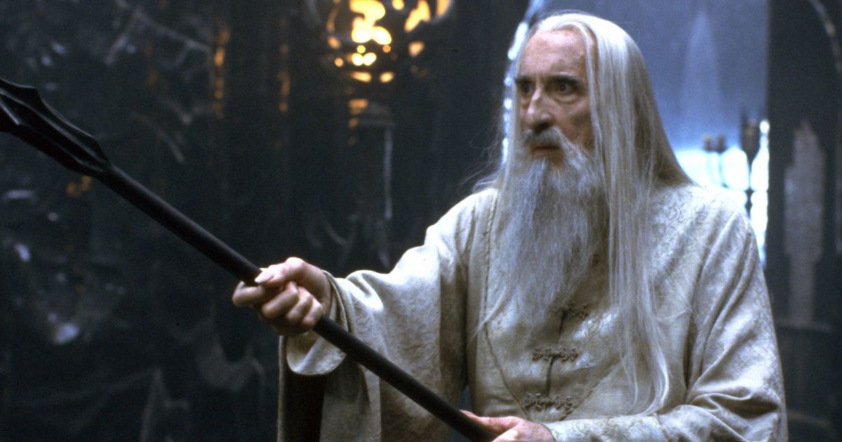Saruman (Christopher Lee) fights with Gandalph (Ian McKellen)