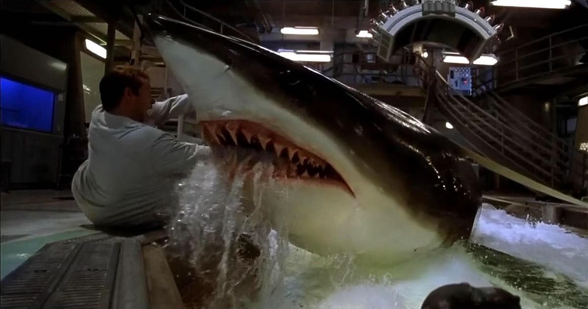 The 1999 science fiction horror Deep Blue Sea