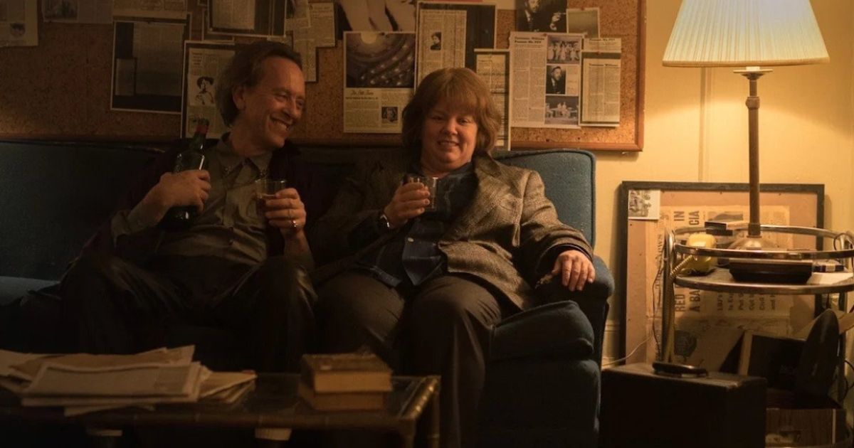 Melissa McCarthy and Richard E. Grant in Can You Ever Forgive Me
