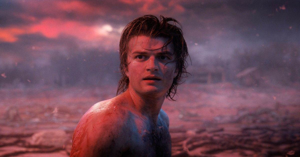 We have such sights to show you! — JOE KEERY as KURT KUNKLE in SPREE (2020)