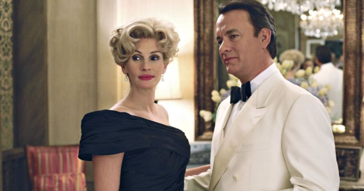 Tom Hanks and Julia Roberts in Larry Crowne
