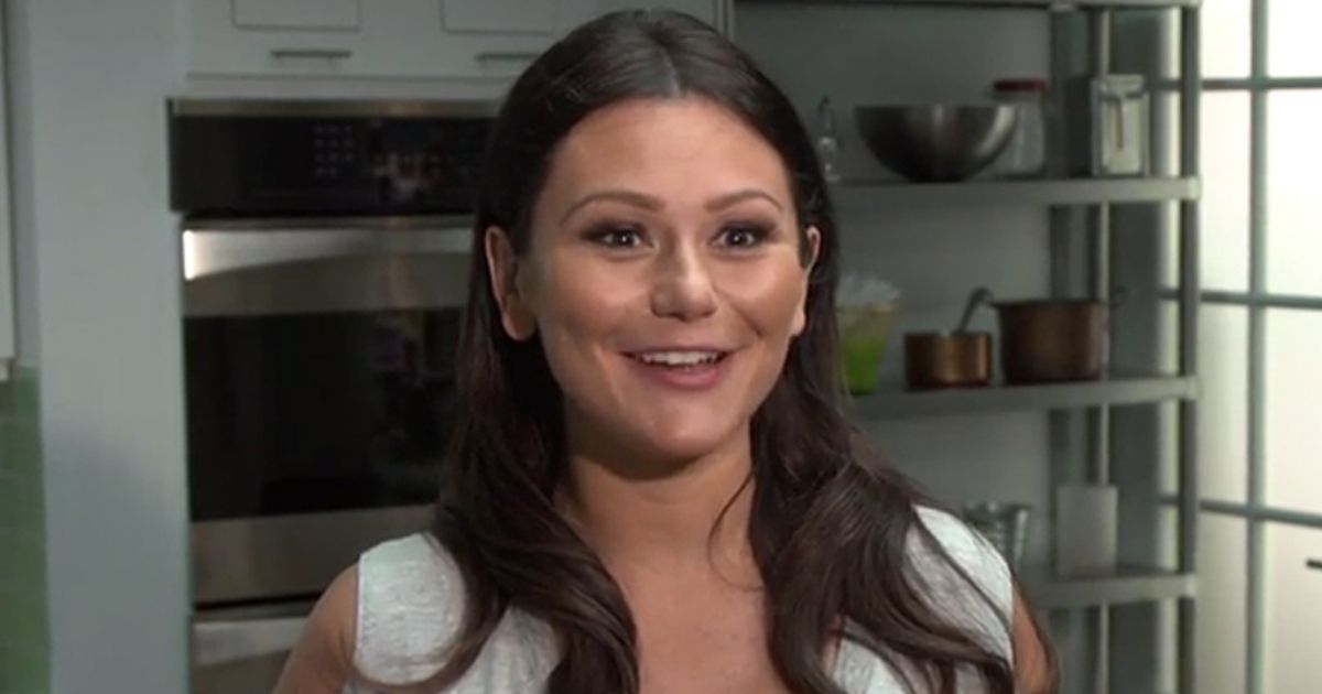 JWoww in Worst Cooks in America