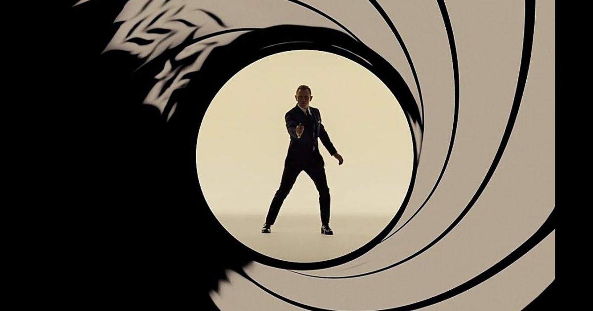 James Bond's gun barrel sequence with Daniel Craig