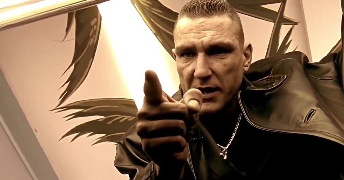 Vinnie Jones and Big Chris in Lock Stock and Two Smoking Barrels