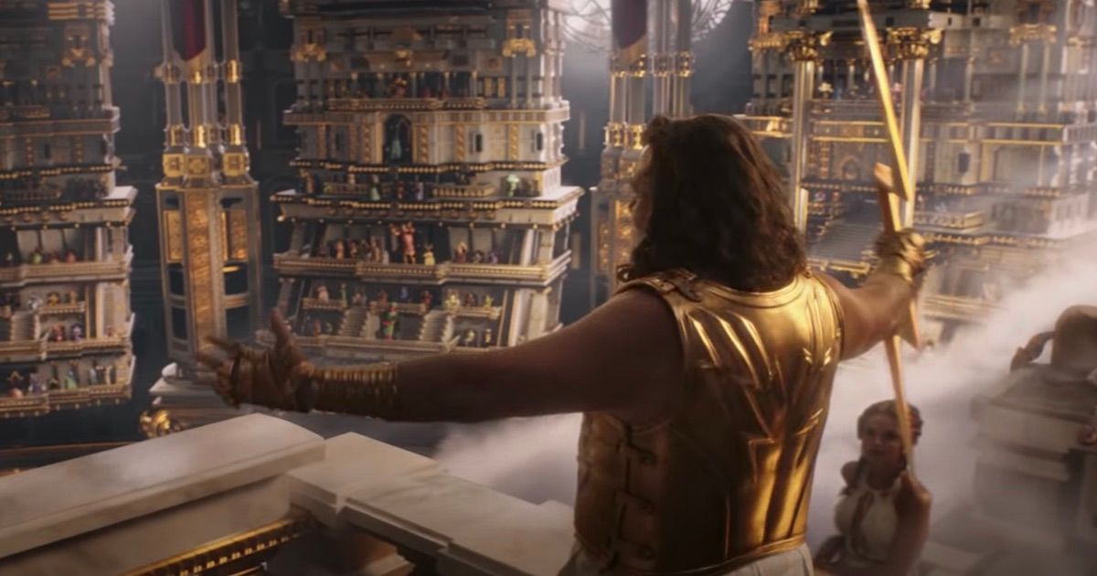Who plays Hercules in the Thor Love and Thunder post-credits scene?