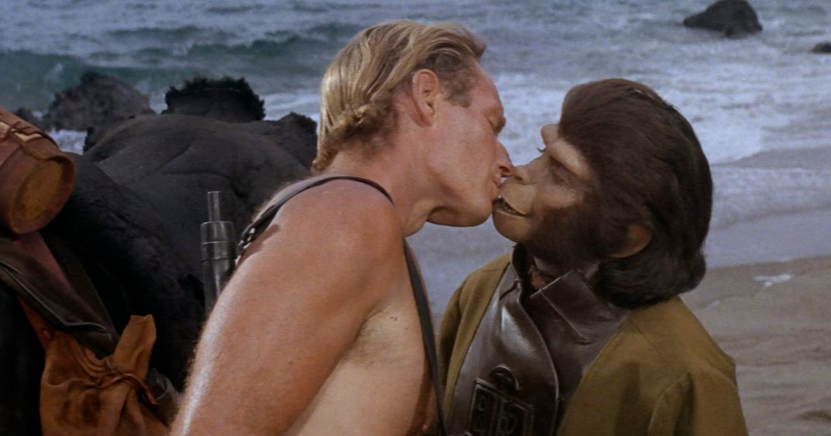 Macaco-Humano-Beijando (1)