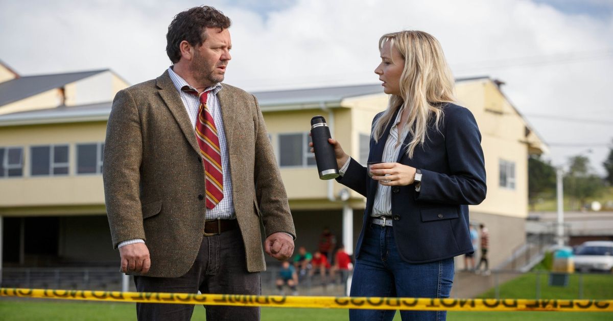 Niel Rea and Fern Sutherland in The Brokenwood Mysteries