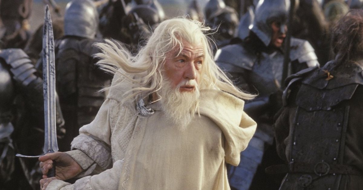 The Lord of the Rings: Should Middle-Earth Be a Cinematic Universe?