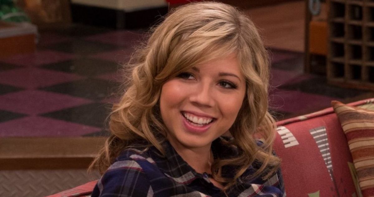 Jennette McCurdy Says She Was Pressured to Try Alcohol As a Minor