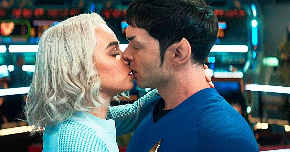 Spock and Nurse Chapel Kiss