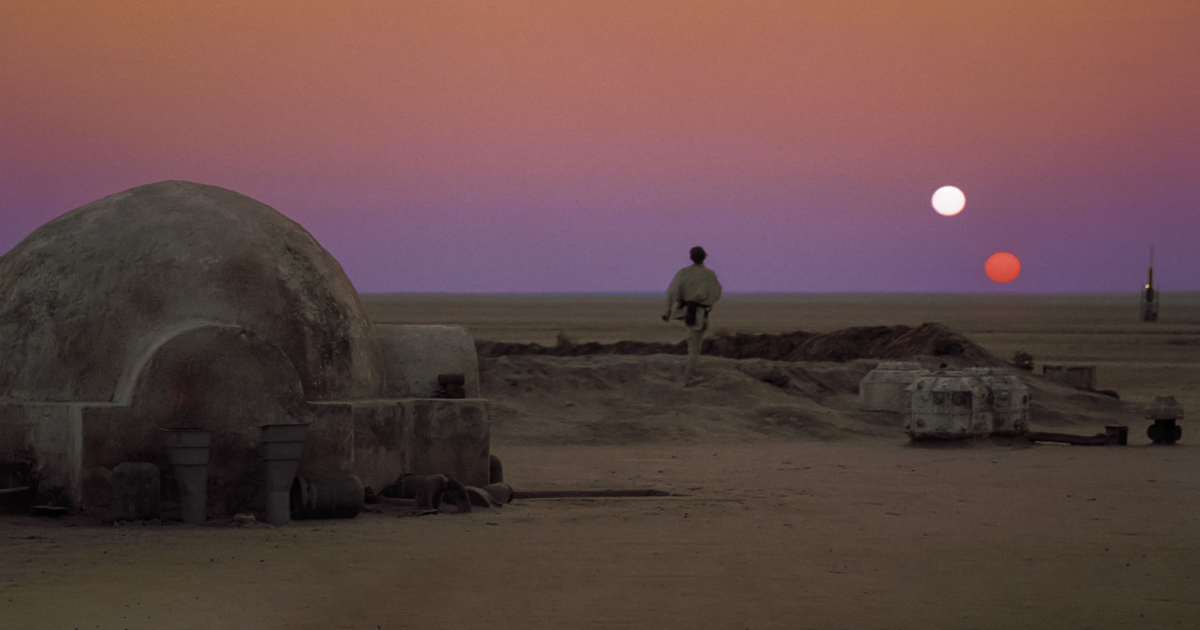 Luke watching the sunset on Tatooine