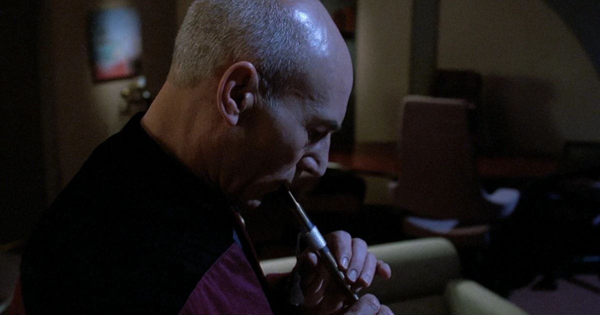 Picard playing a Ressikan flute