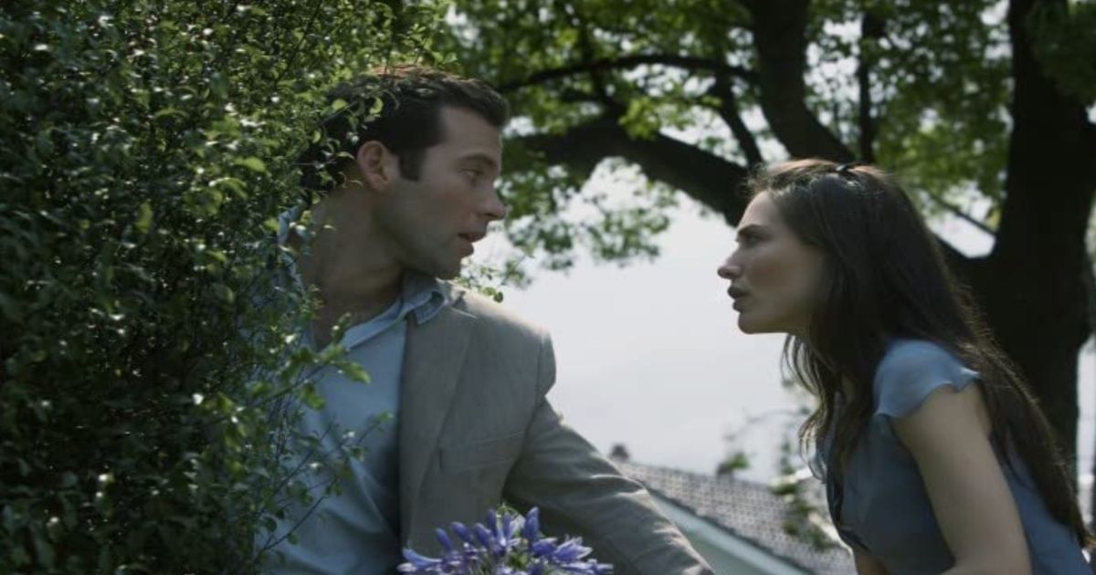Claire Forlani and Eion Bailey in Nightmares and Dreamscapes: From the Stories of Stephen King.