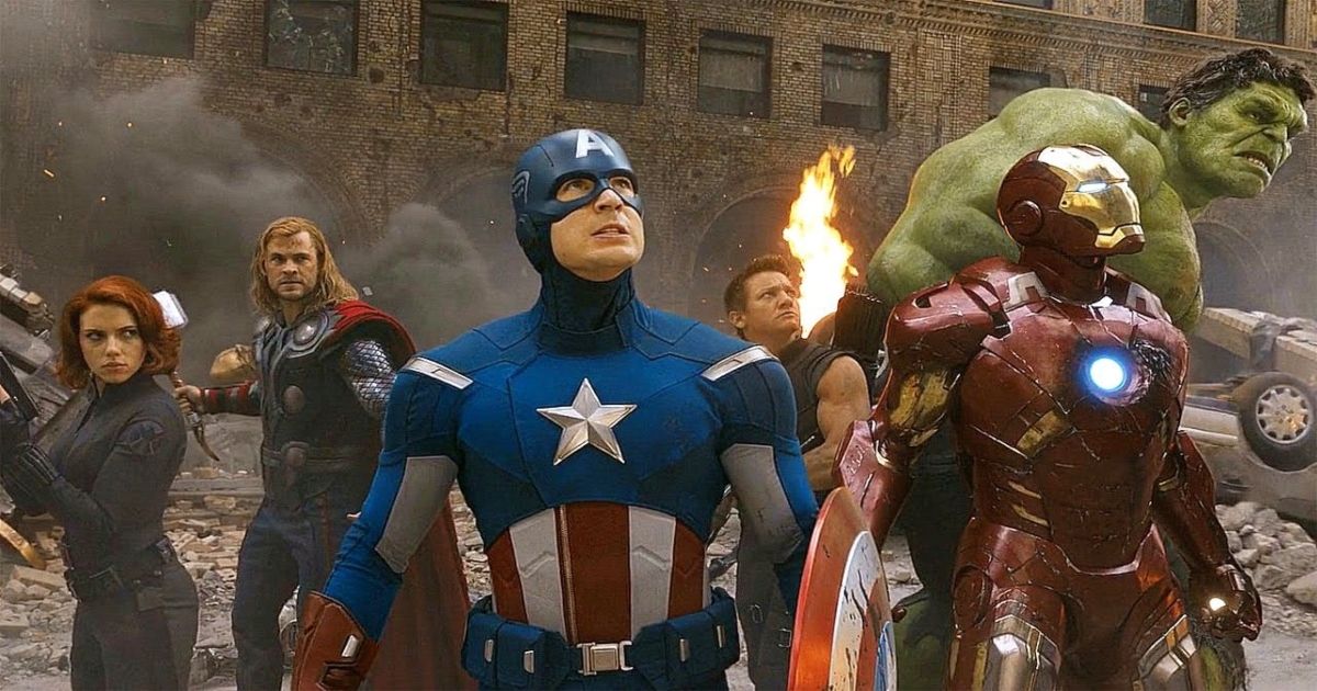 Chris Evans, Robert Downey Jr., Scarlett Johansson, Chris Hemsworth, Jeremy Renner, and Mark Buffalo in The Avengers