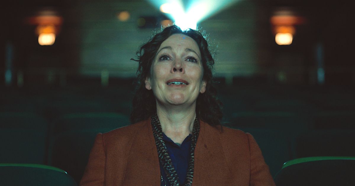 Olivia Colman em Império da Luz