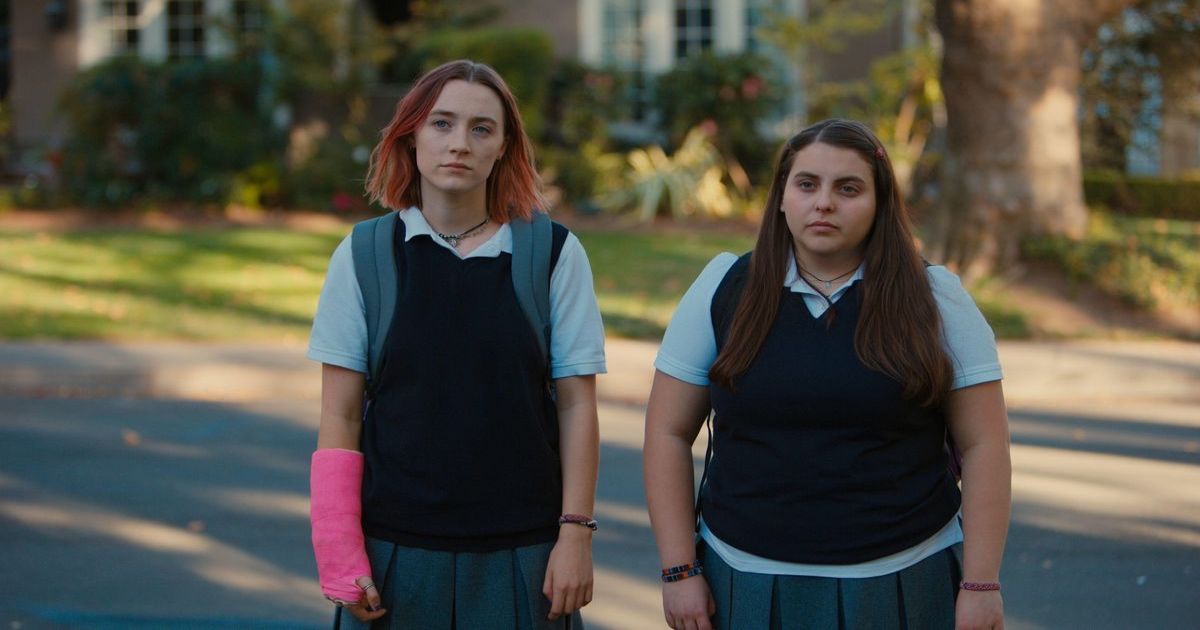 Saoirse Ronan and Beanie Feldstein in Lady Bird.