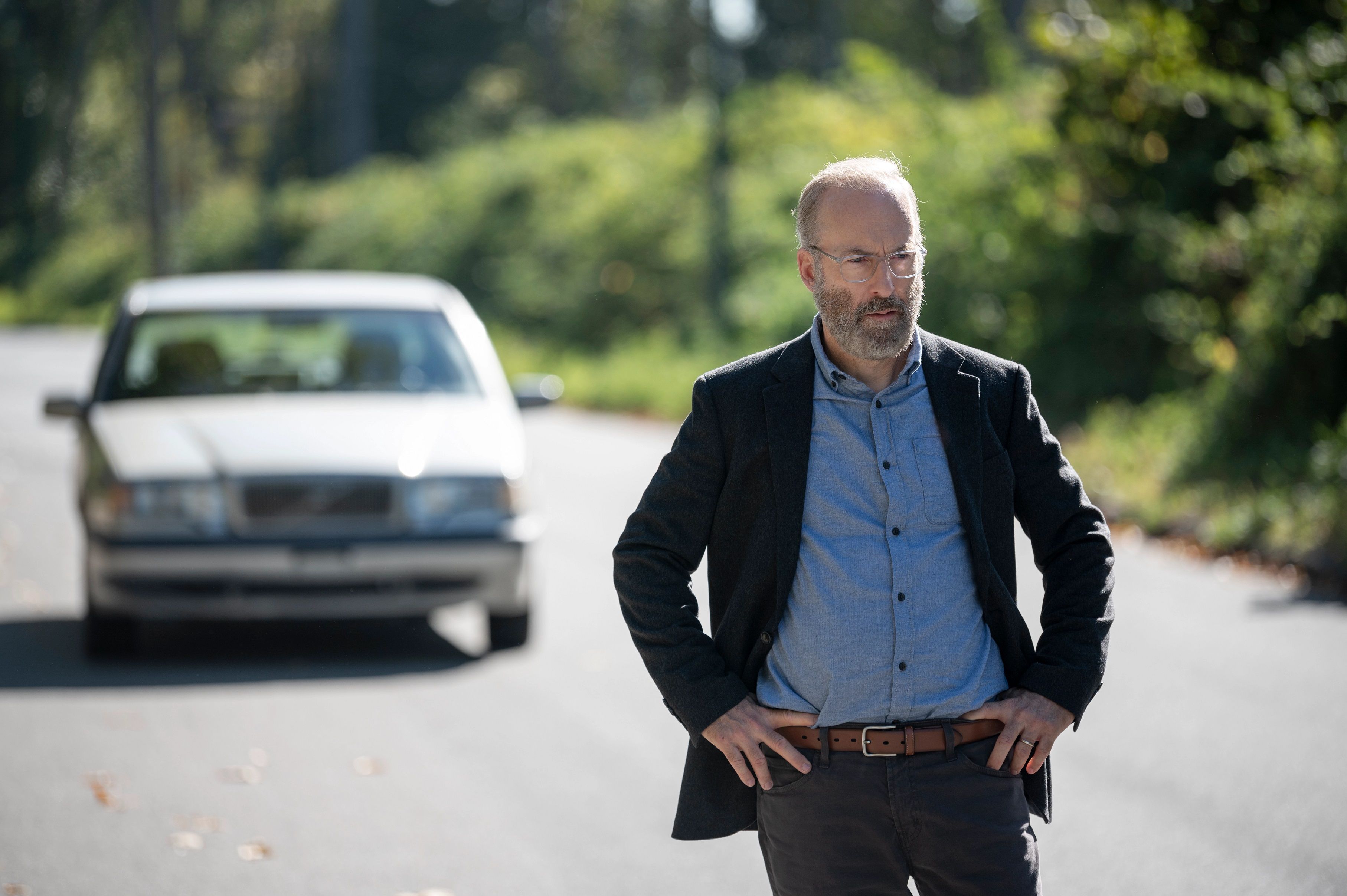 Straight Man Images Reveal First Look At Bob Odenkirk In New AMC Series straight-man-images-reveal-first-look-at-bob-odenkirk-in-new-amc-series