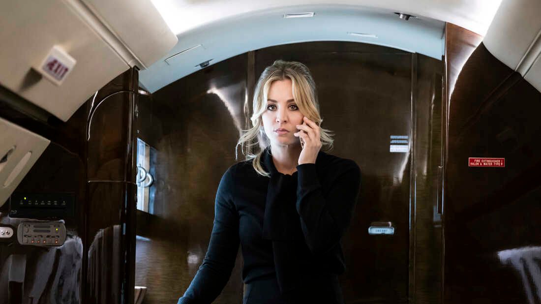 The Flight Attendant: How the HBO Max Series Perfectly Captures Alcohol ...