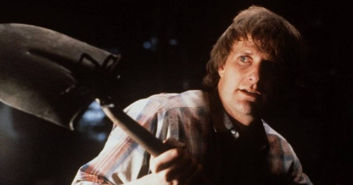 Jeff Daniels fights off a spider in Arachnophobia