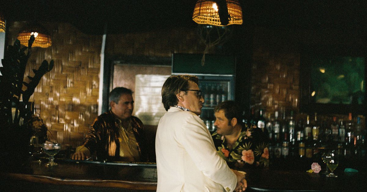De Roller at the bar in Pacifiction Movie from Albert Serra