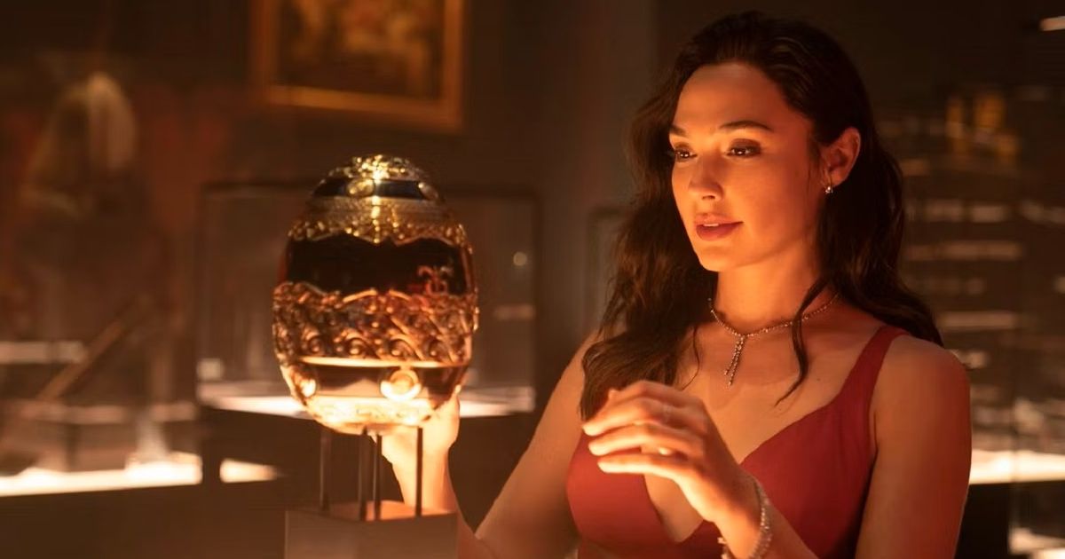 Gal Gadot in the Red Notice