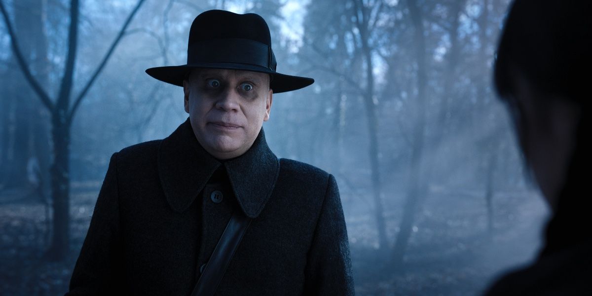 Fred Armisen Looks Just Like a Little Entrée as Uncle Fester in New Wednesday Trailer