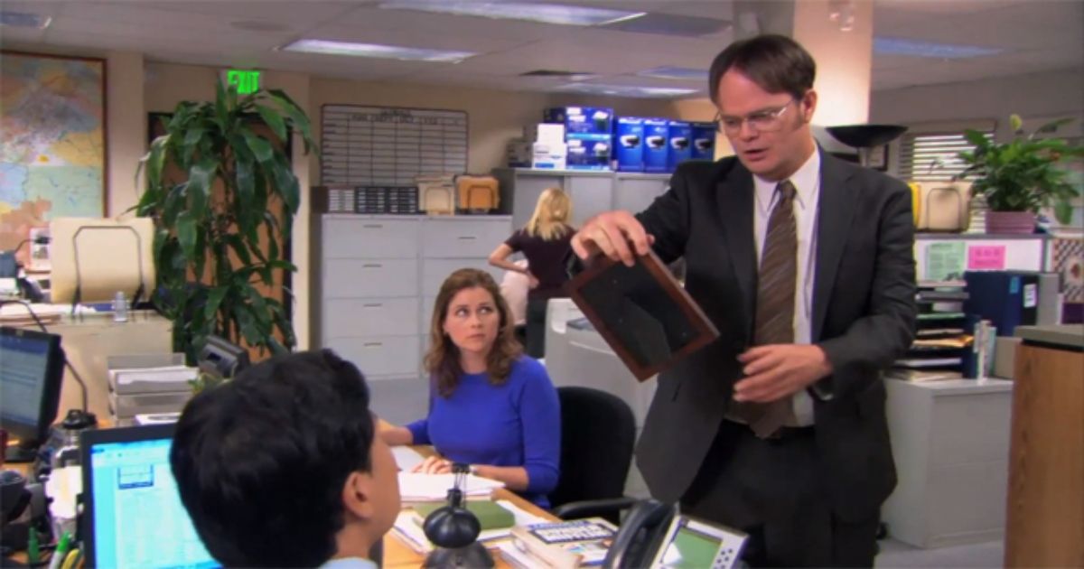 The Office Jim S Best Pranks On Dwight Ranked